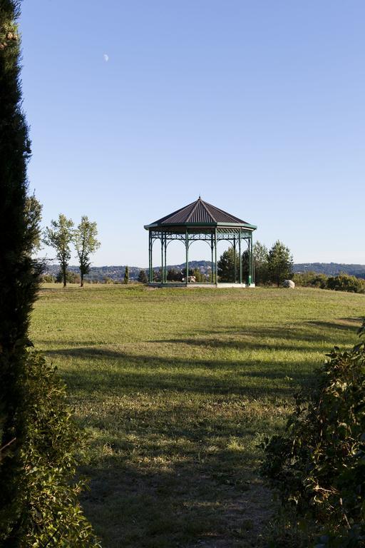 Foresteria Dei Piaceri Campestri Casciago Exterior photo
